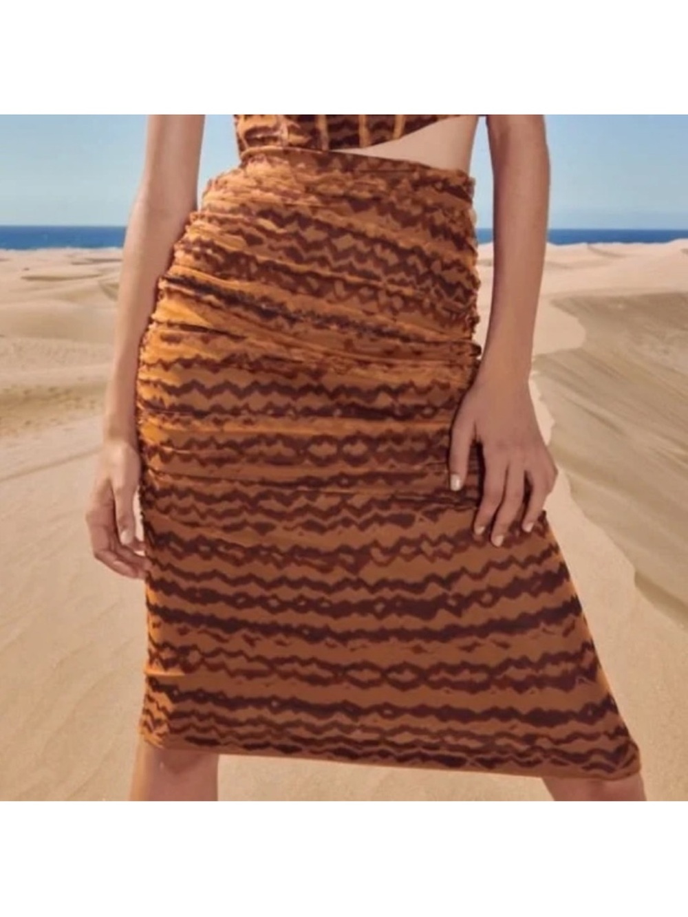 Zara Brown Patterned Midi Skirt